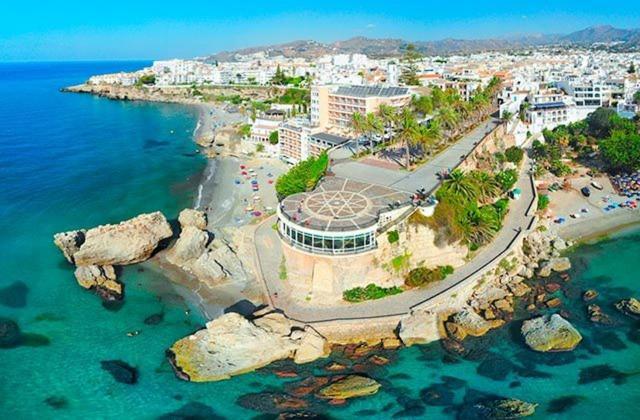 Apartmán Colon Nerja Exteriér fotografie